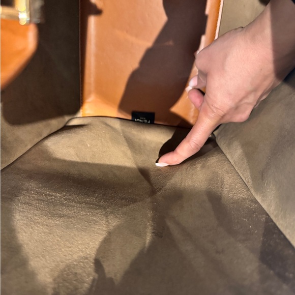 Pre-Owned FENDI BROWN LEATHER MEDIUM SUNSHINE TOTE - Picture 3 of 8